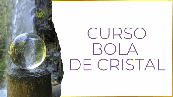 Bola de cristal brillante en el bosque, imagen del curso bola de cristal de Úrsula Dulcinea